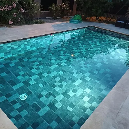 Villa Grande Villa, Piscine, 4 Chambres, 15 Min